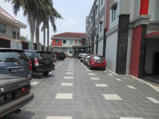 Feodora Airport Hotel Palimbão Exterior foto