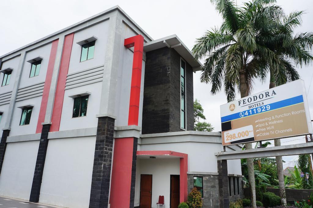 Feodora Airport Hotel Palimbão Exterior foto