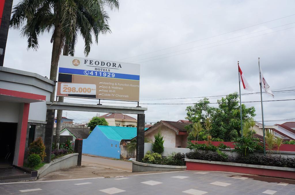 Feodora Airport Hotel Palimbão Exterior foto